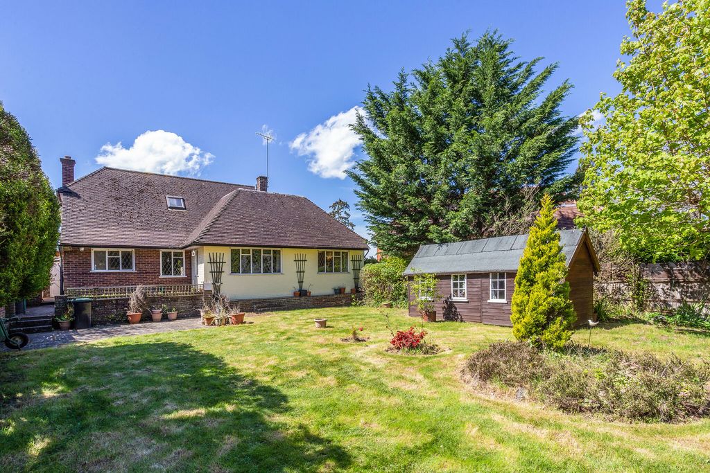 Property photo 2 of 18