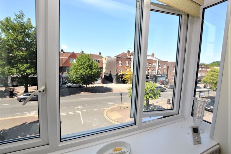 Property photo 3 of 12 Photo 4