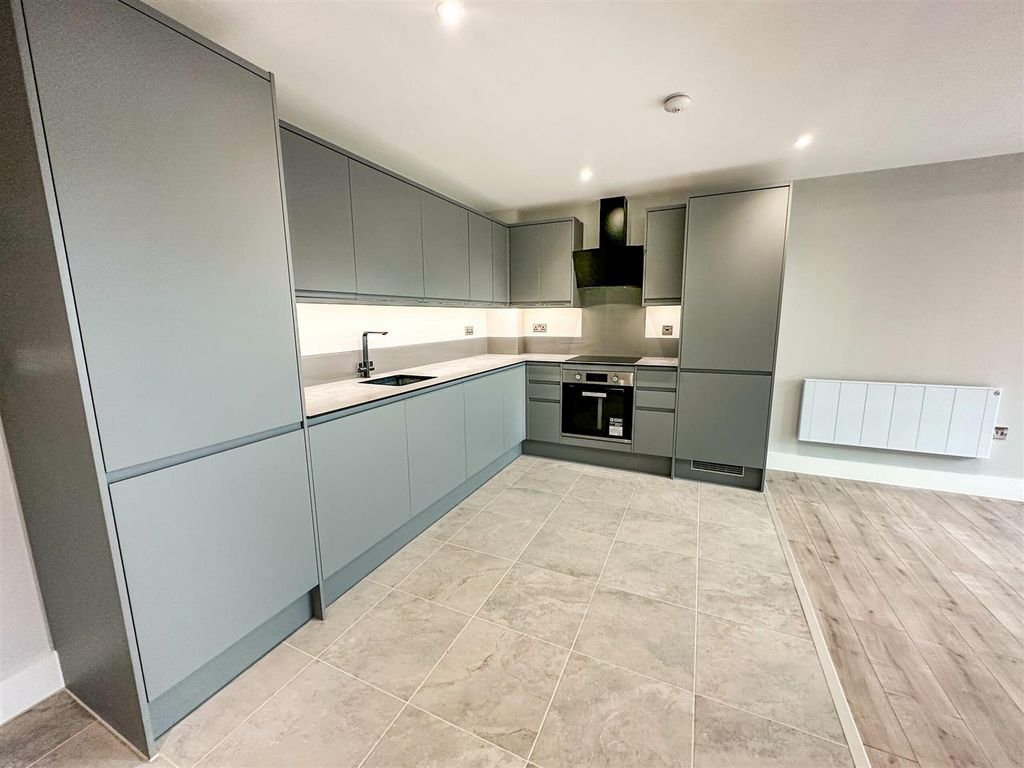 Property photo 2 of 7 Kitchen Area.Jpg
