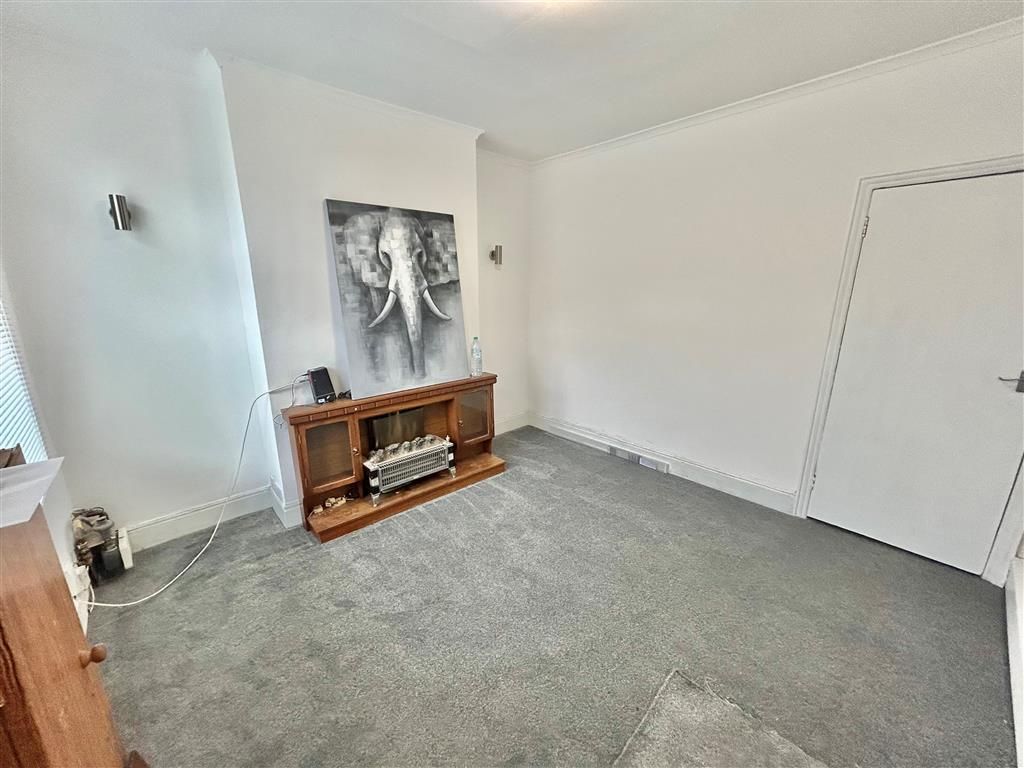 Property photo 2 of 14 Image