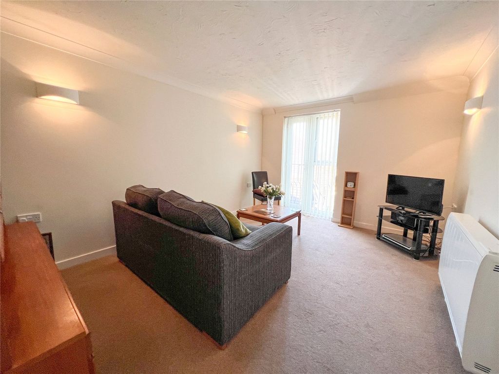 Property photo 2 of 10 Picture No. 01