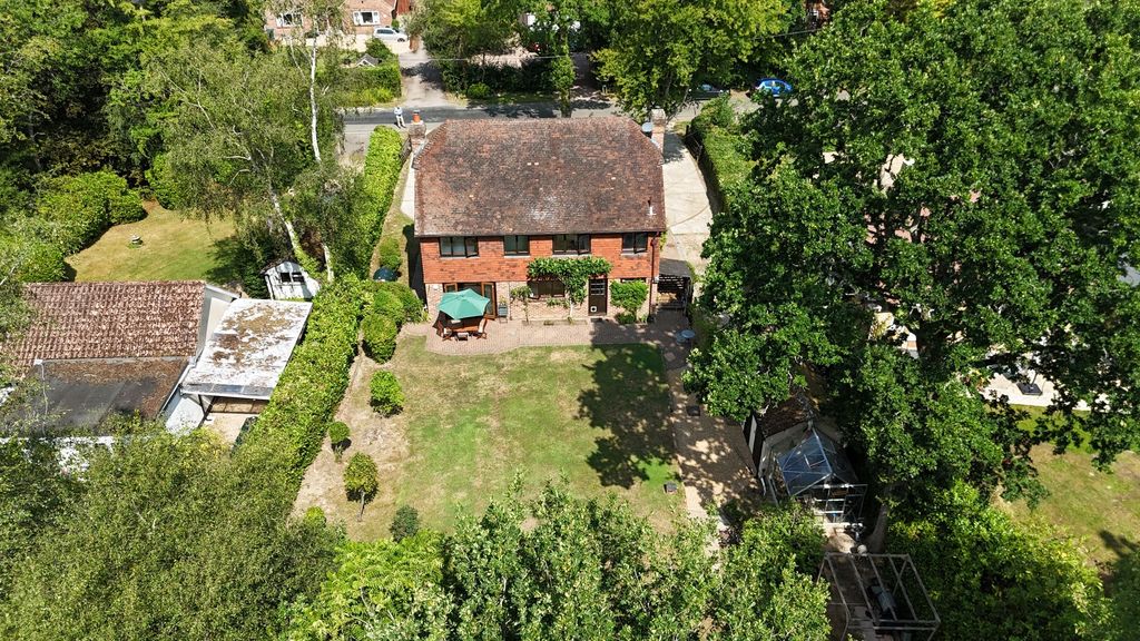 Property photo 3 of 23