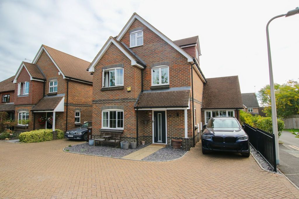 Property photo 1 of 22
