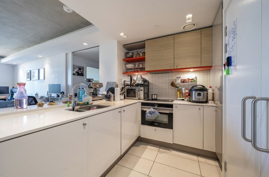 Property photo 3 of 14 1449938-13-69Eb57...