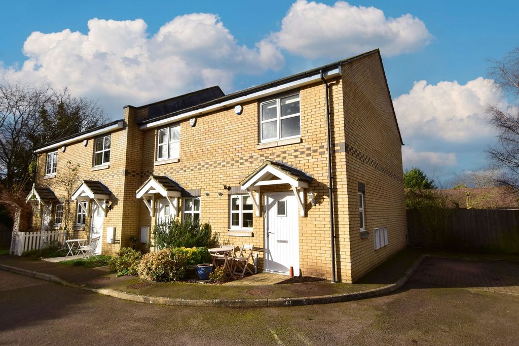 Property photo 1 of 11