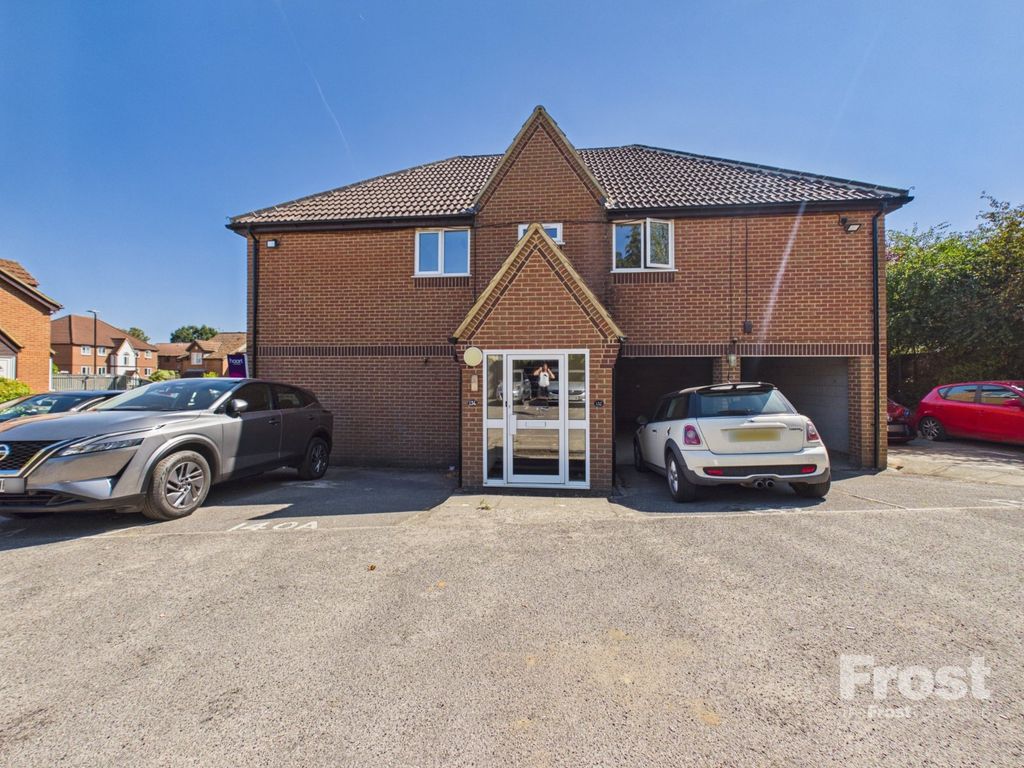 Property photo 1 of 8 Picture No. 36