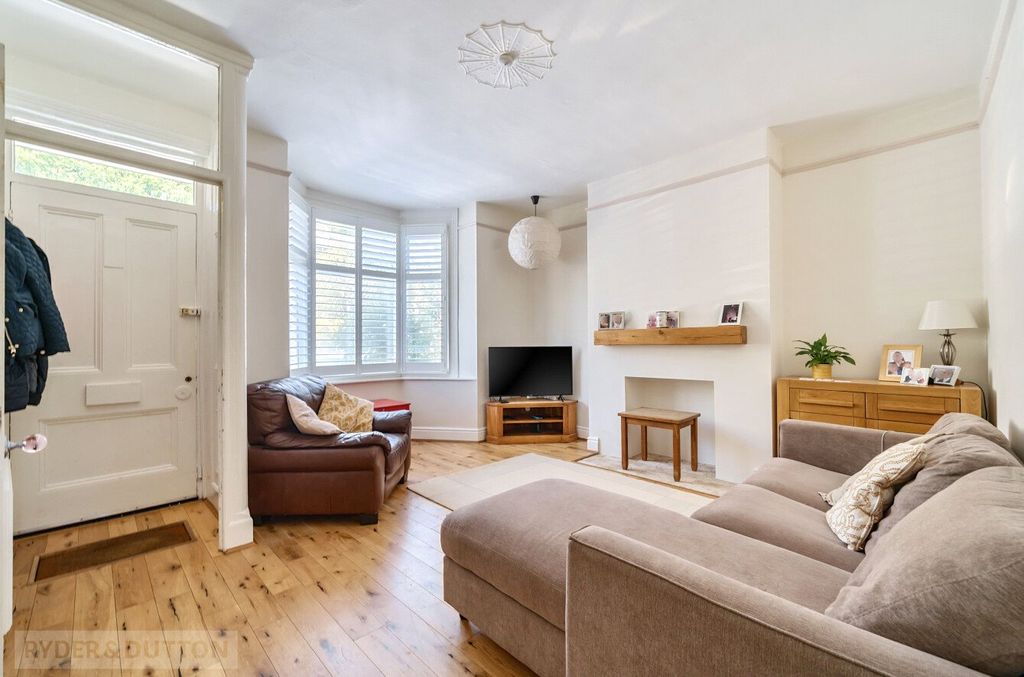 Property photo 2 of 15 Picture 2