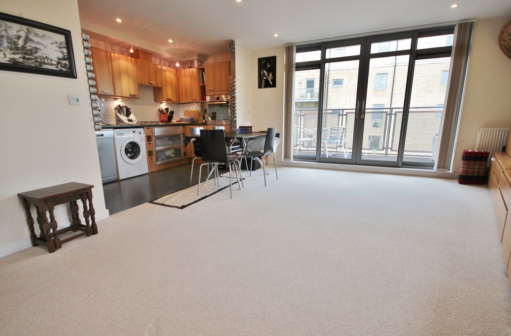 Property photo 2 of 7