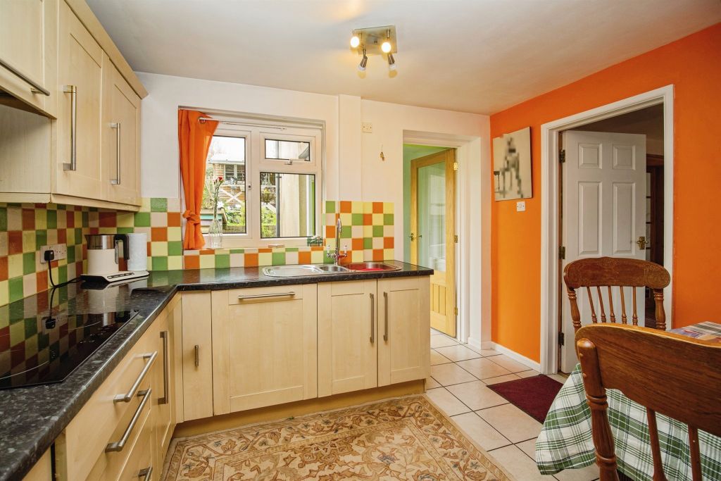 Property photo 3 of 29