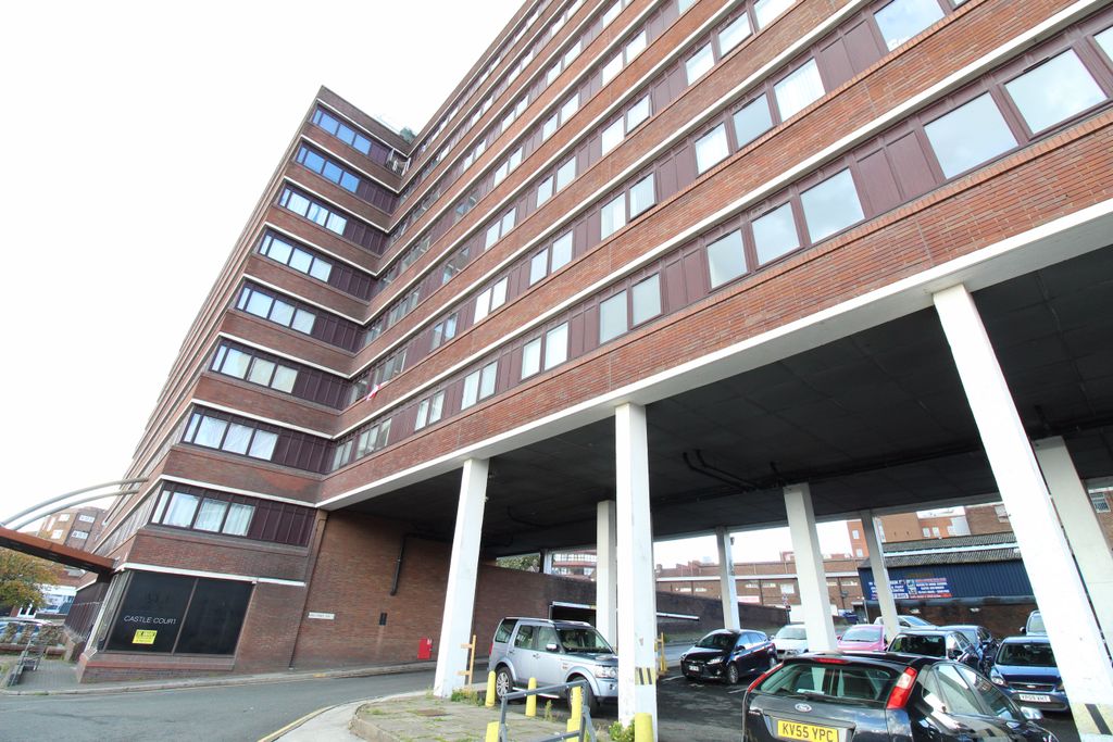 Property photo 1 of 14 2 Bedroom Apartment For Rent Castle Court, The Minories, Dudley, Dy2 8Pd.