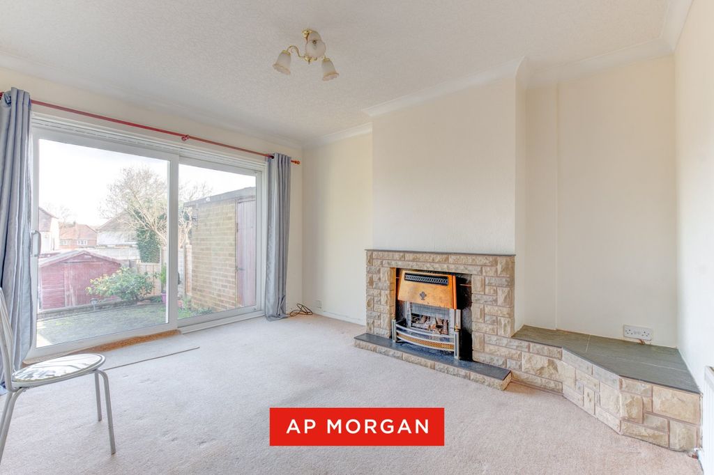 Property photo 3 of 13 Picture No. 12