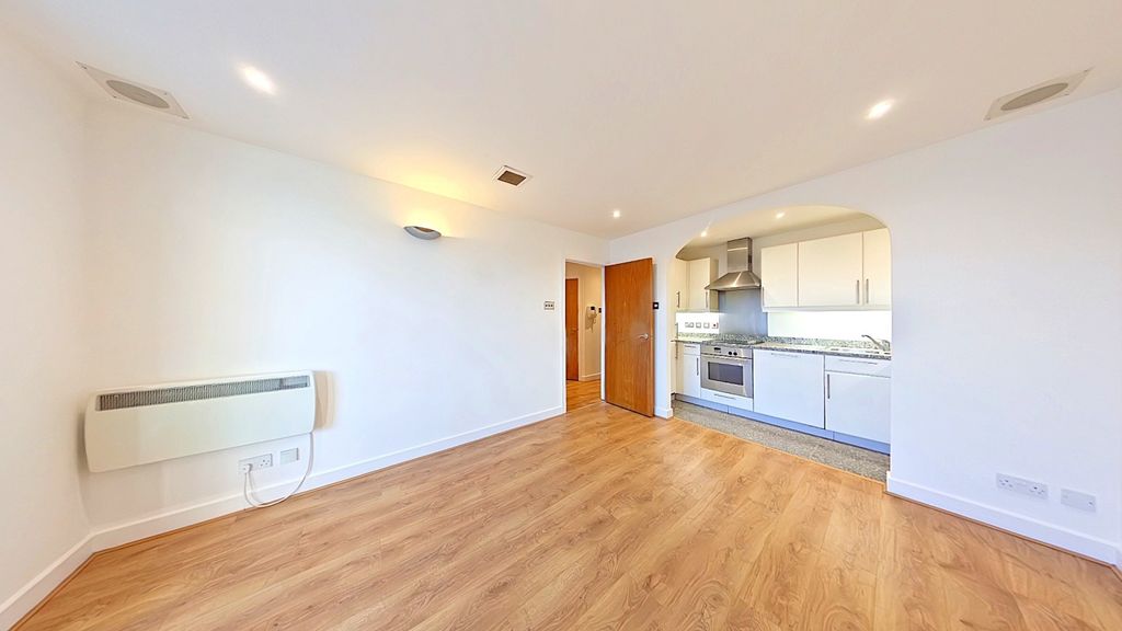 Property photo 3 of 10 Reception Room