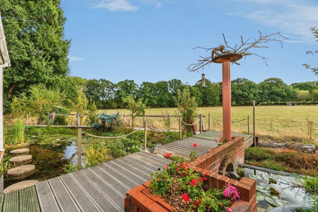 Property photo 1 of 30 Pbox-Img.Jpg