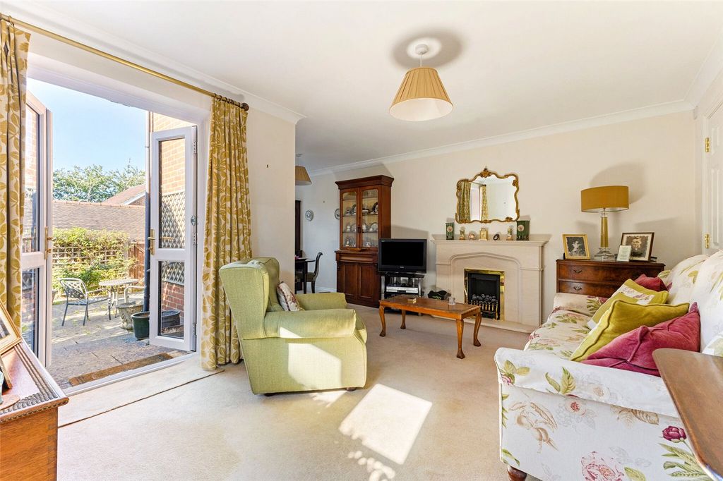 Property photo 2 of 12 Picture No. 01