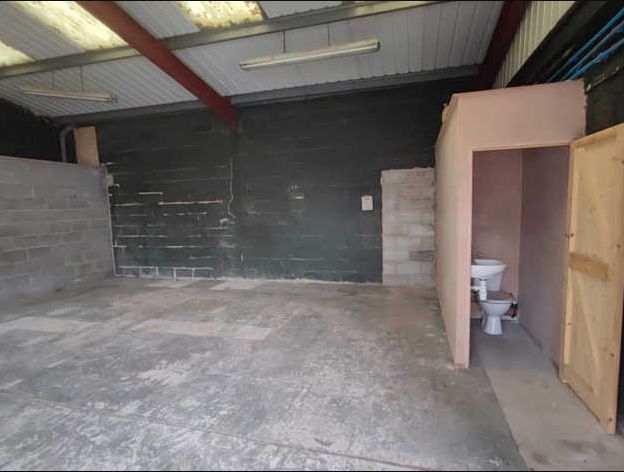 Property photo 2 of 7 Photo 3