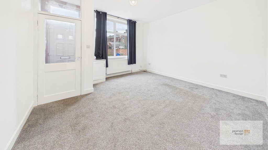 Property photo 2 of 13 Living Room