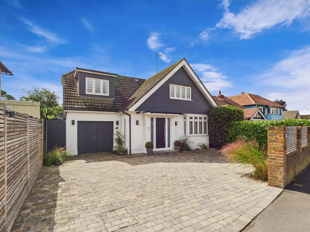 Property photo 1 of 33