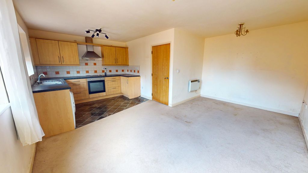 Property photo 3 of 7