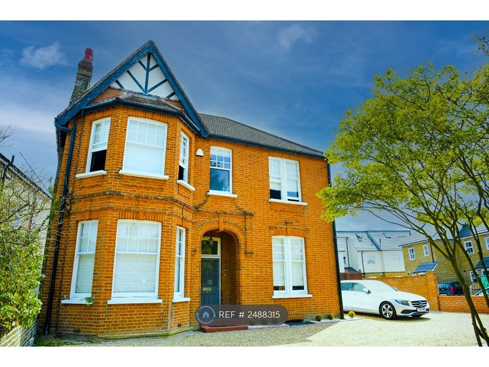 Property photo 1 of 28