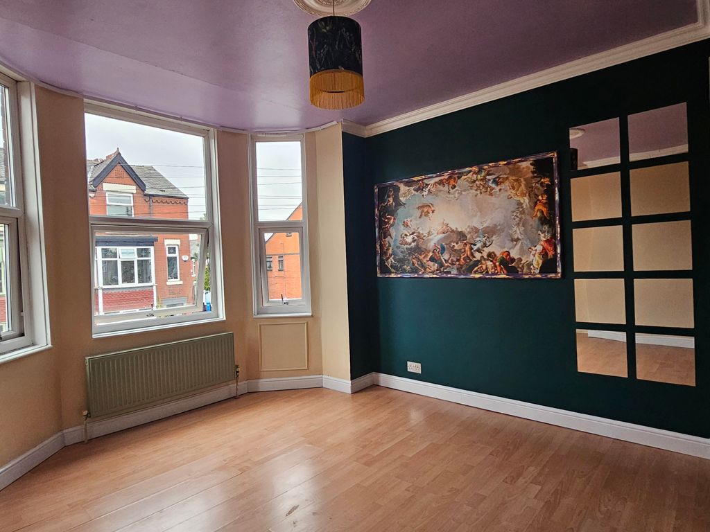 Property photo 3 of 27