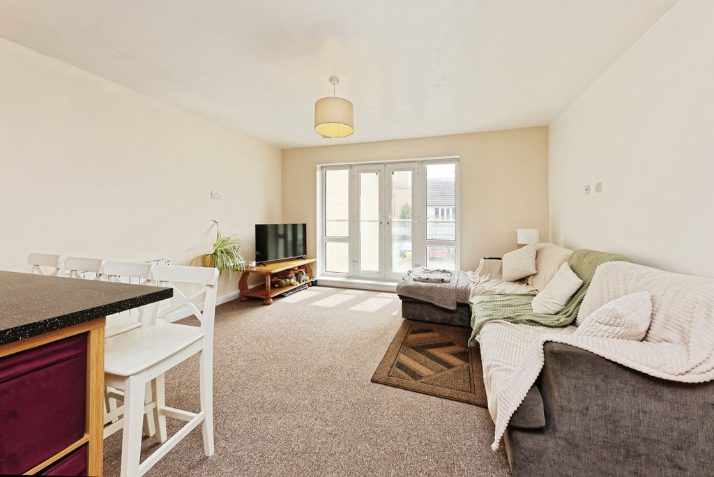 Property photo 2 of 20 Pbox-Img.Jpg