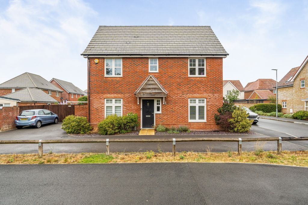 Property photo 1 of 21 15151652