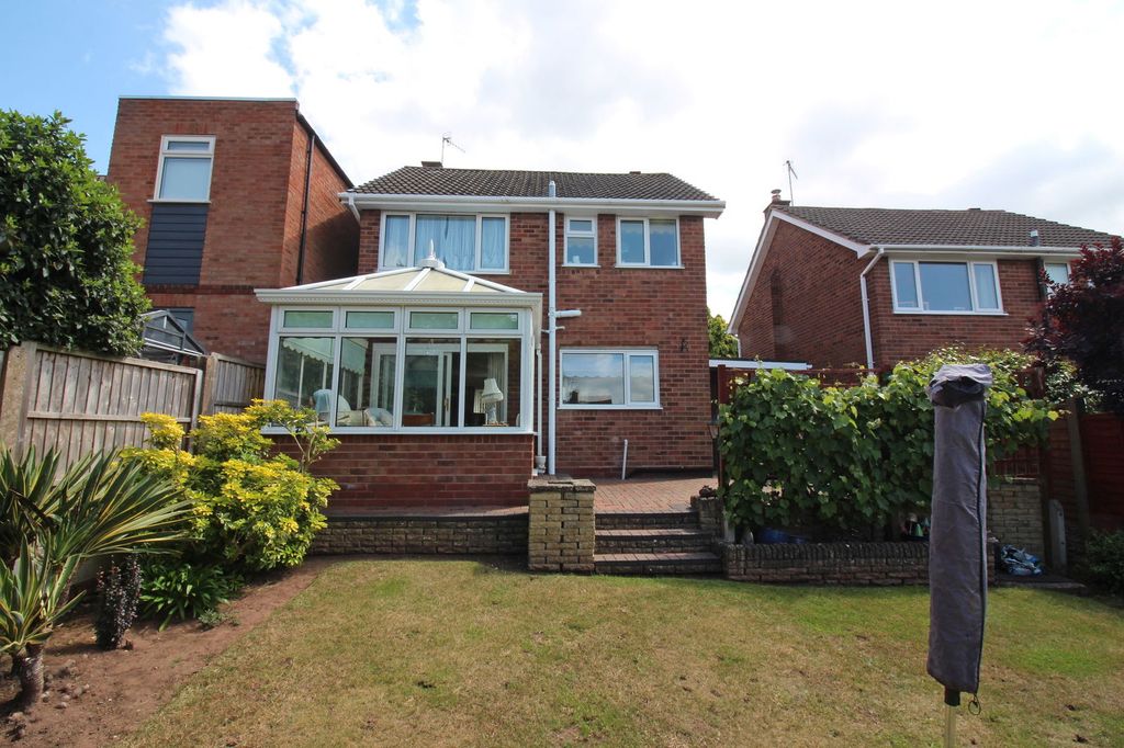 Property photo 2 of 13