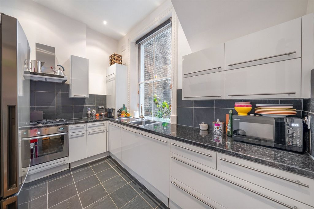 Property photo 2 of 8 Picture No. 05