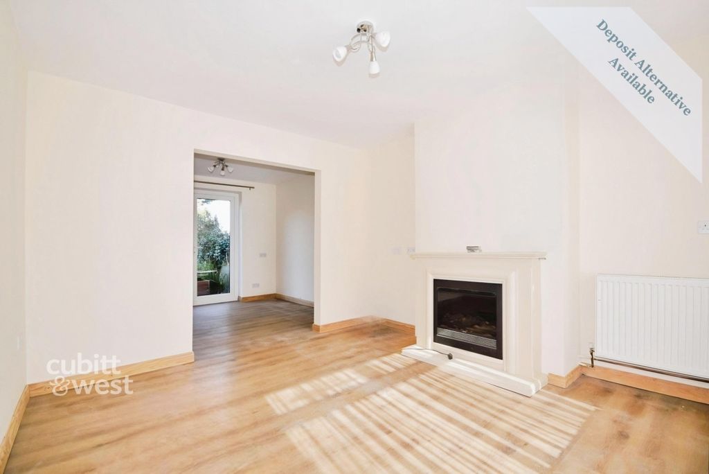 Property photo 3 of 13 Reception