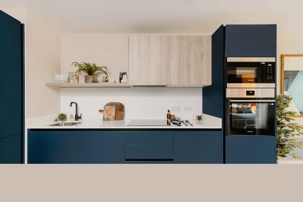 Property photo 3 of 12