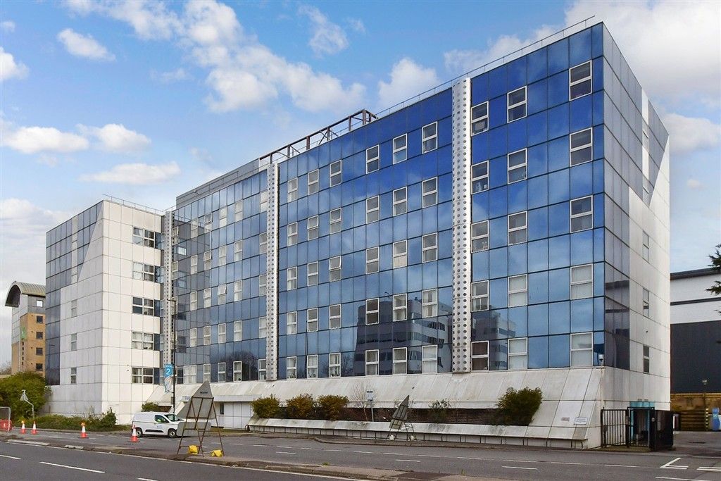 Property photo 1 of 10 External (Web)