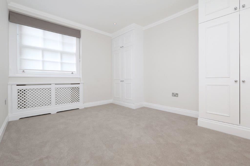 Property photo 3 of 7 2_28A Seymour Pla...