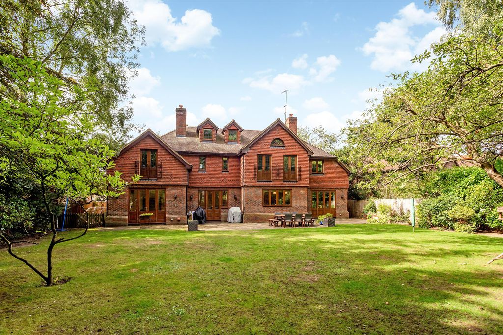 Property photo 3 of 17 Image