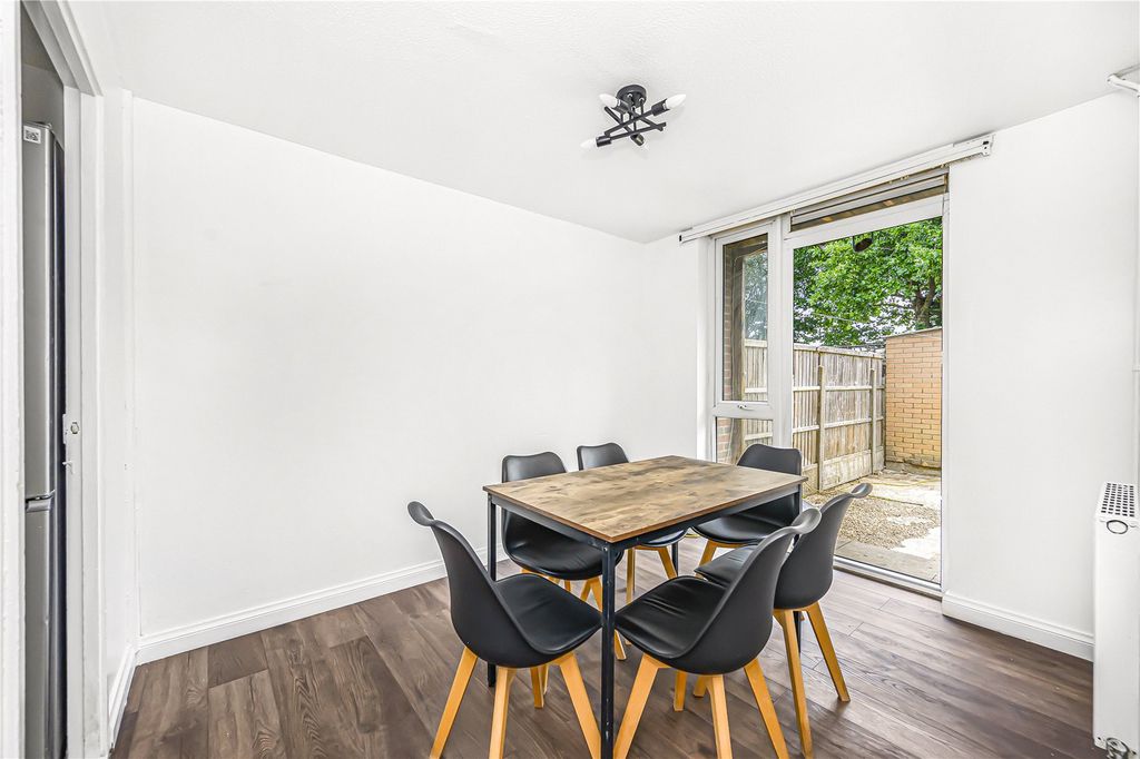 Property photo 3 of 15 Dining Room
