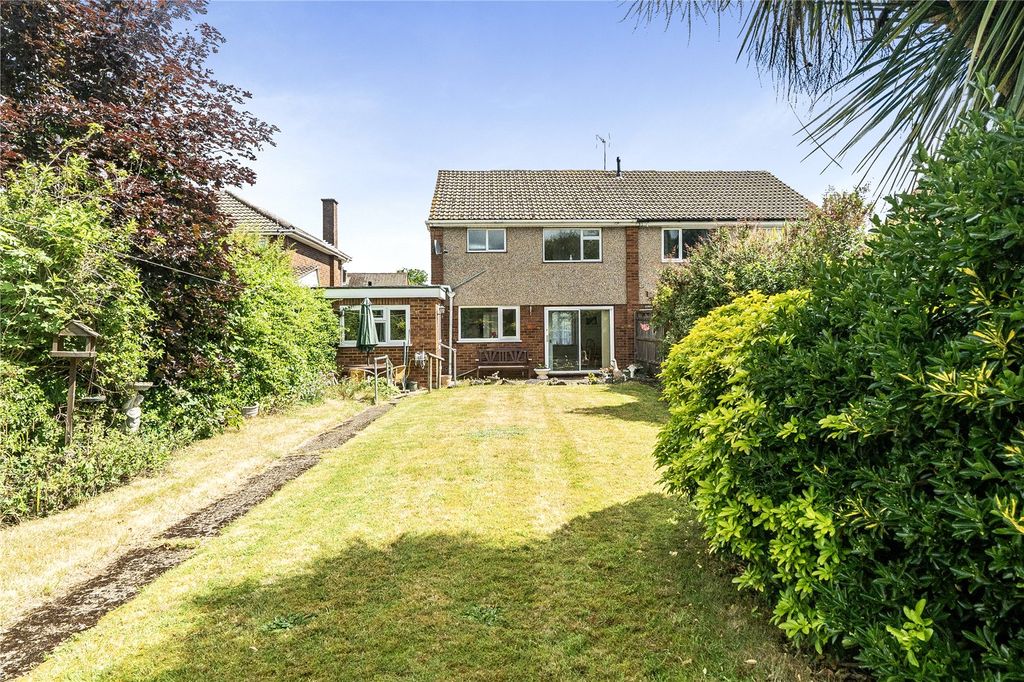 Property photo 2 of 16 Picture No. 18