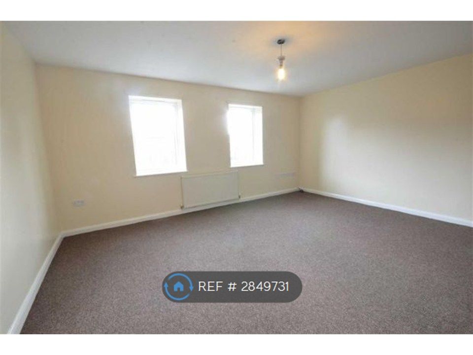 Property photo 3 of 6 Lounge