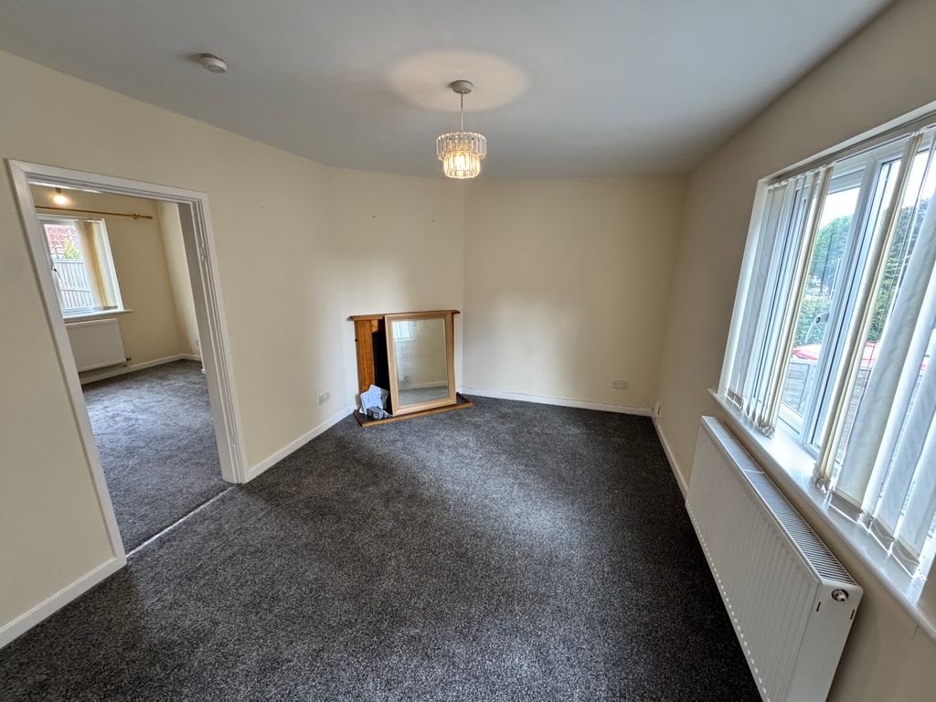 Property photo 2 of 11 Image