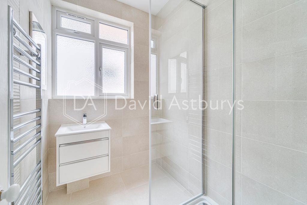 Property photo 3 of 13 Ndb01742_Enfused