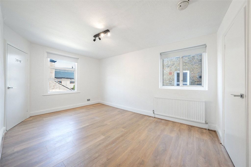 Property photo 3 of 10 Picture No. 16