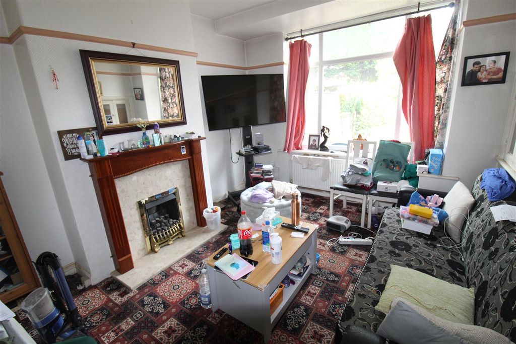 Property photo 3 of 10 Img_8966.Jpg