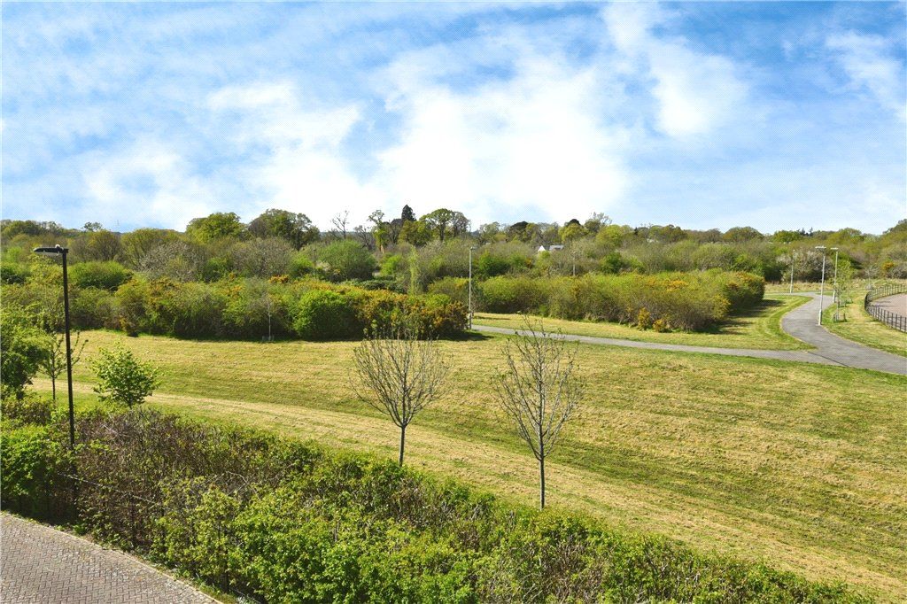 Property photo 3 of 18 Picture No. 28