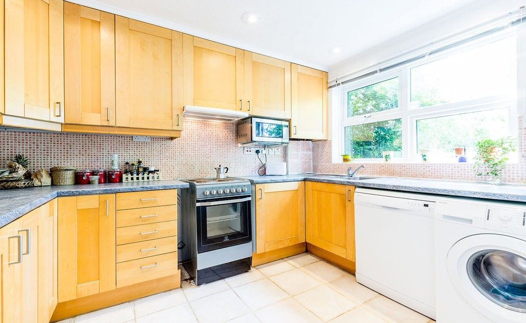 Property photo 3 of 4 Img_247_6_Large