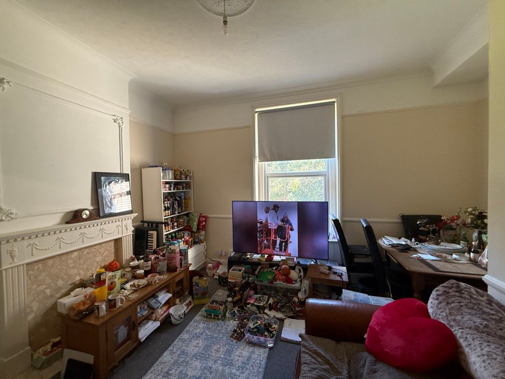 Property photo 3 of 7 Living And Dining Room