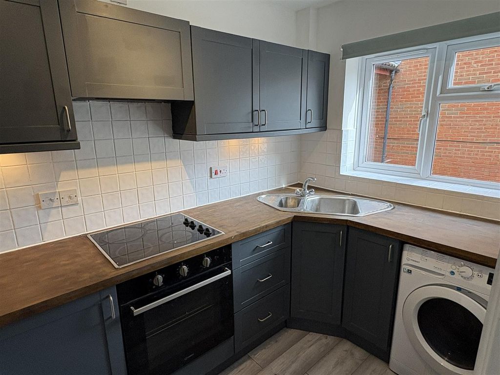 Property photo 3 of 9 Img_5481.Jpg