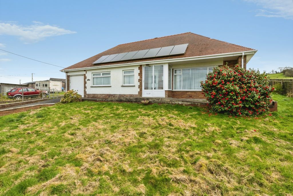 Property photo 3 of 23 Pbox-Img.Jpg