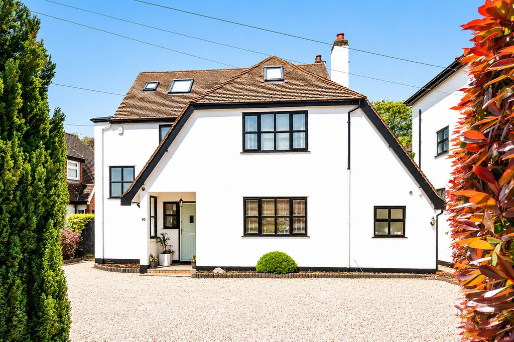 Property photo 1 of 43