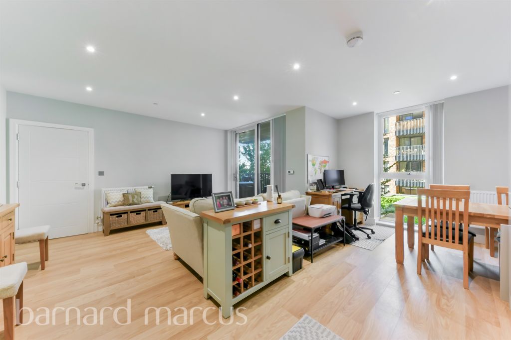 Property photo 2 of 12