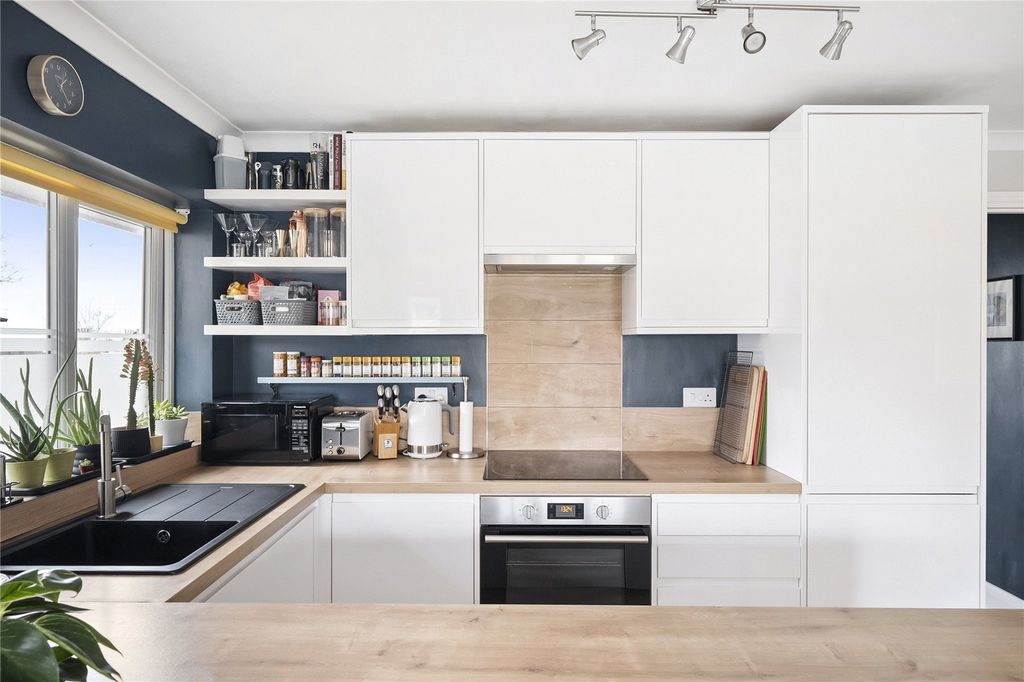 Property photo 2 of 13 Picture No. 09