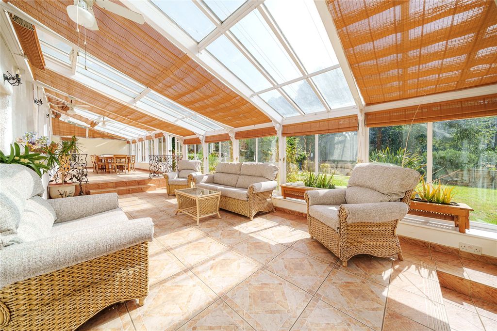 Property photo 3 of 15 Garden Room