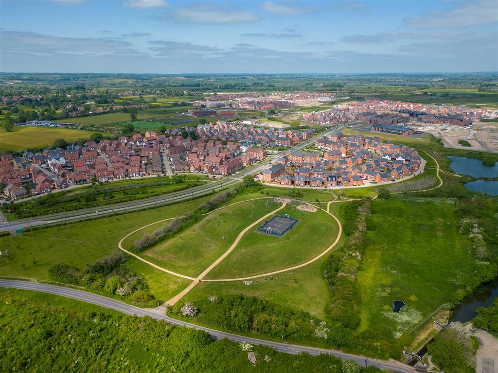 Property photo 2 of 6 Dji_0721-Hdr-Edit.Jpg